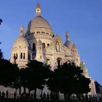 Paris | Montmartre und Sacré-Cœur | Blick auf die Sacré-Cœur in der Abendstimmung
