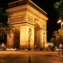 Paris | Arc de Triomphe | bei Nacht